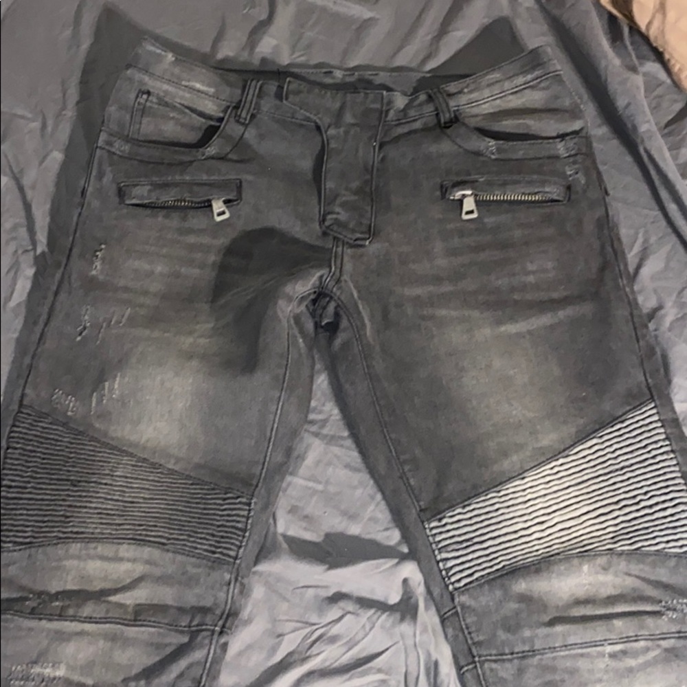 Size 32 Balmain jeans